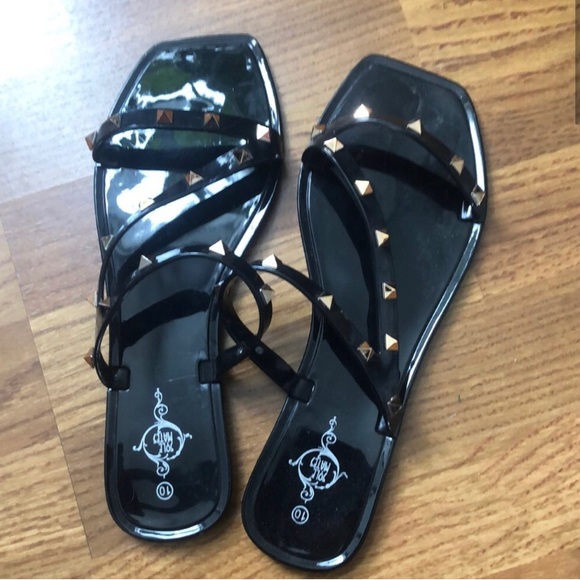 🖤✨Studded Black Jelly Slips Ons - Picture 2 of 5